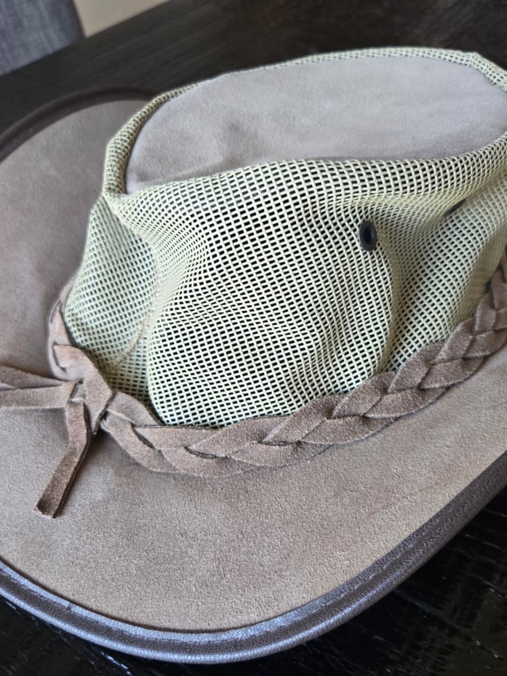 Men's Suede Braided Mesh Outback Hat - Tan